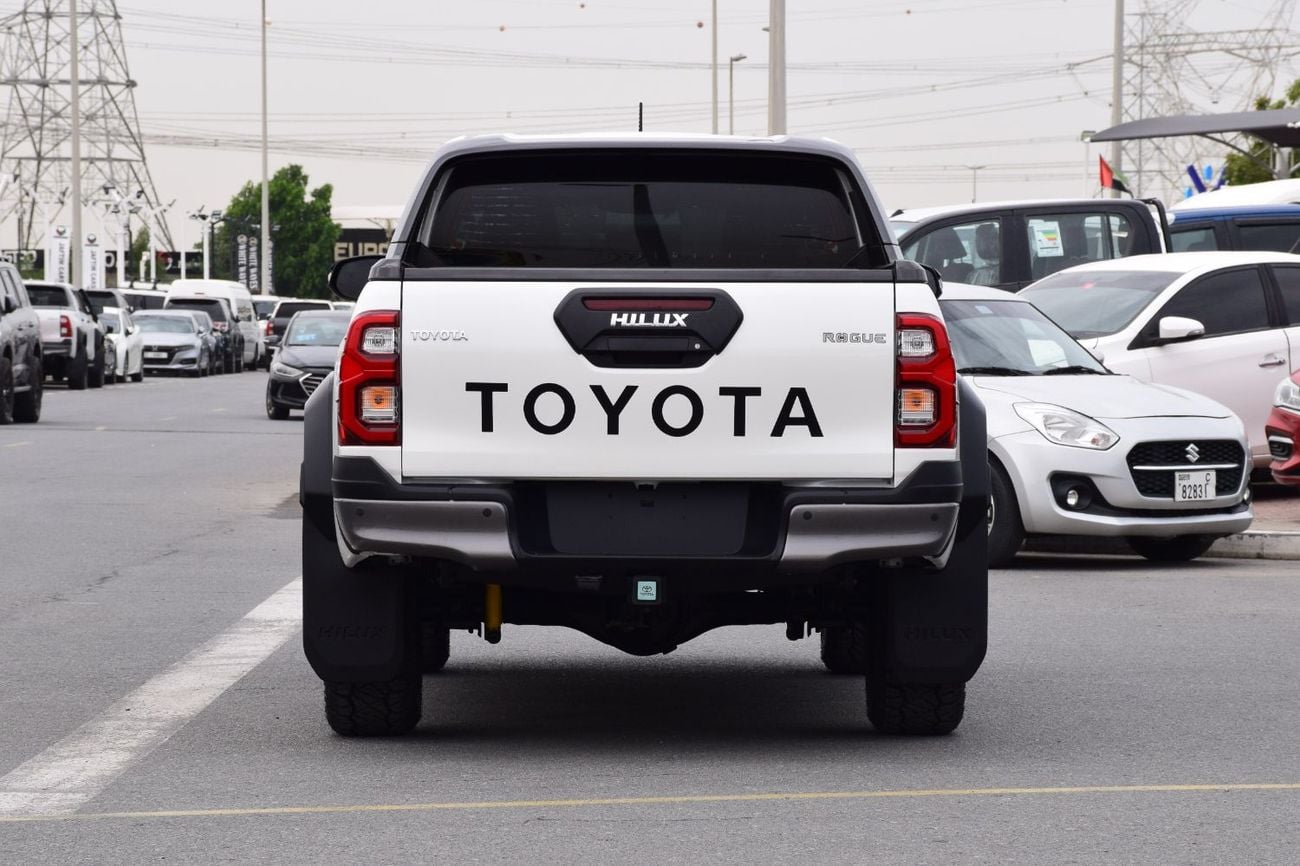 Toyota Hilux 2.4L Diesel Right hand drive (export only)