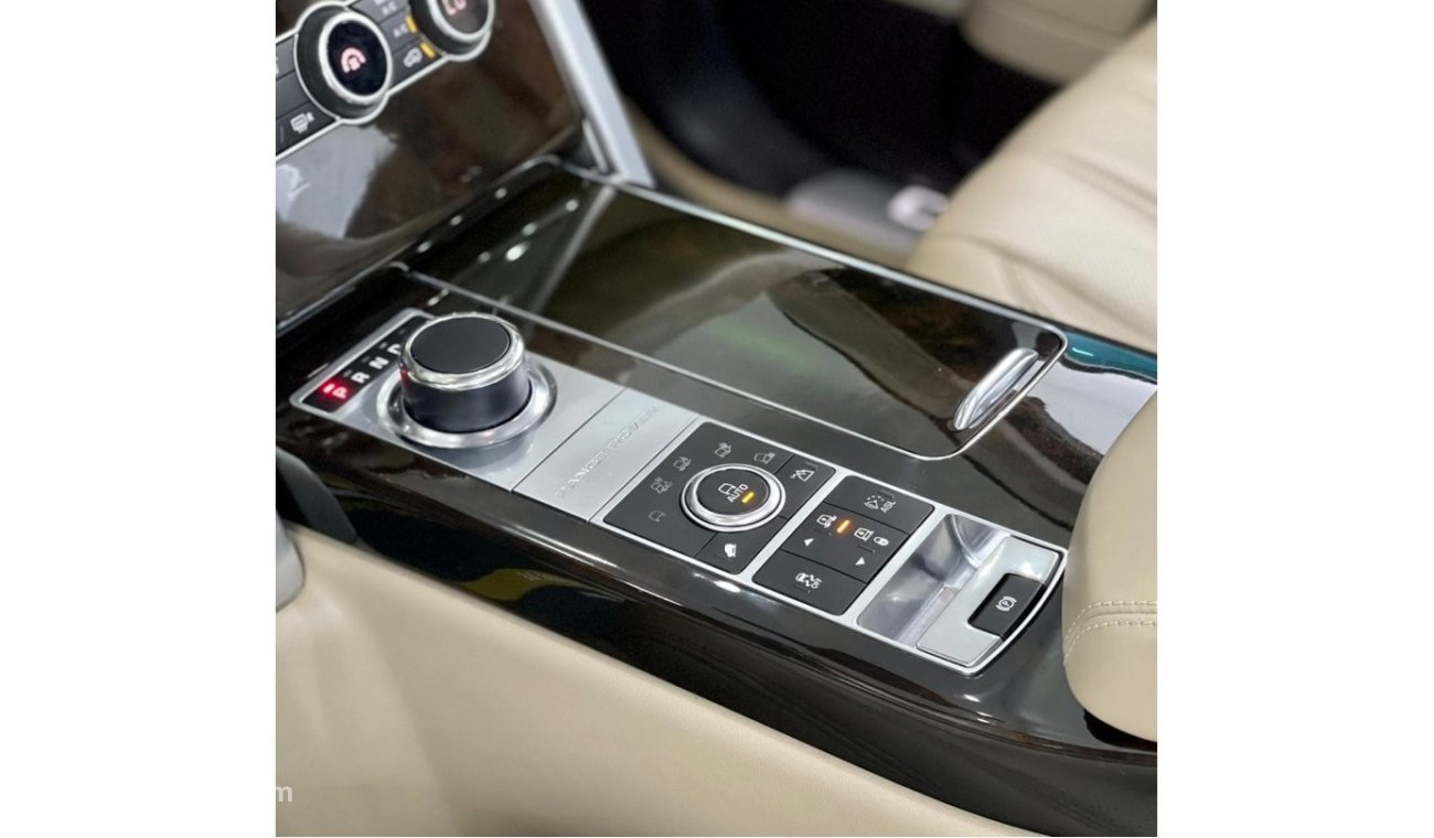 Land Rover Range Rover 2014 Range Rover Vogue SE Supercharged, Full Service History, Warranty, GCC