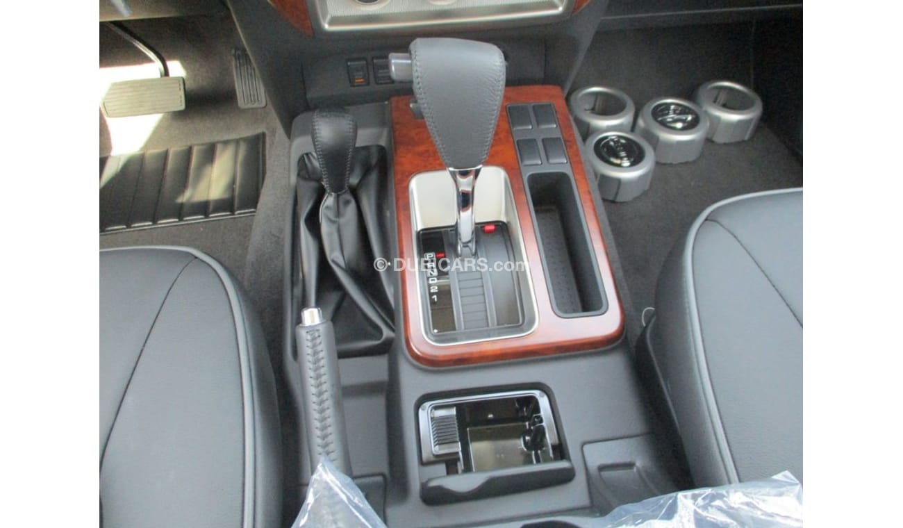 نيسان باترول سفاري Y61 3.0L Diesel GRX SPL Auto