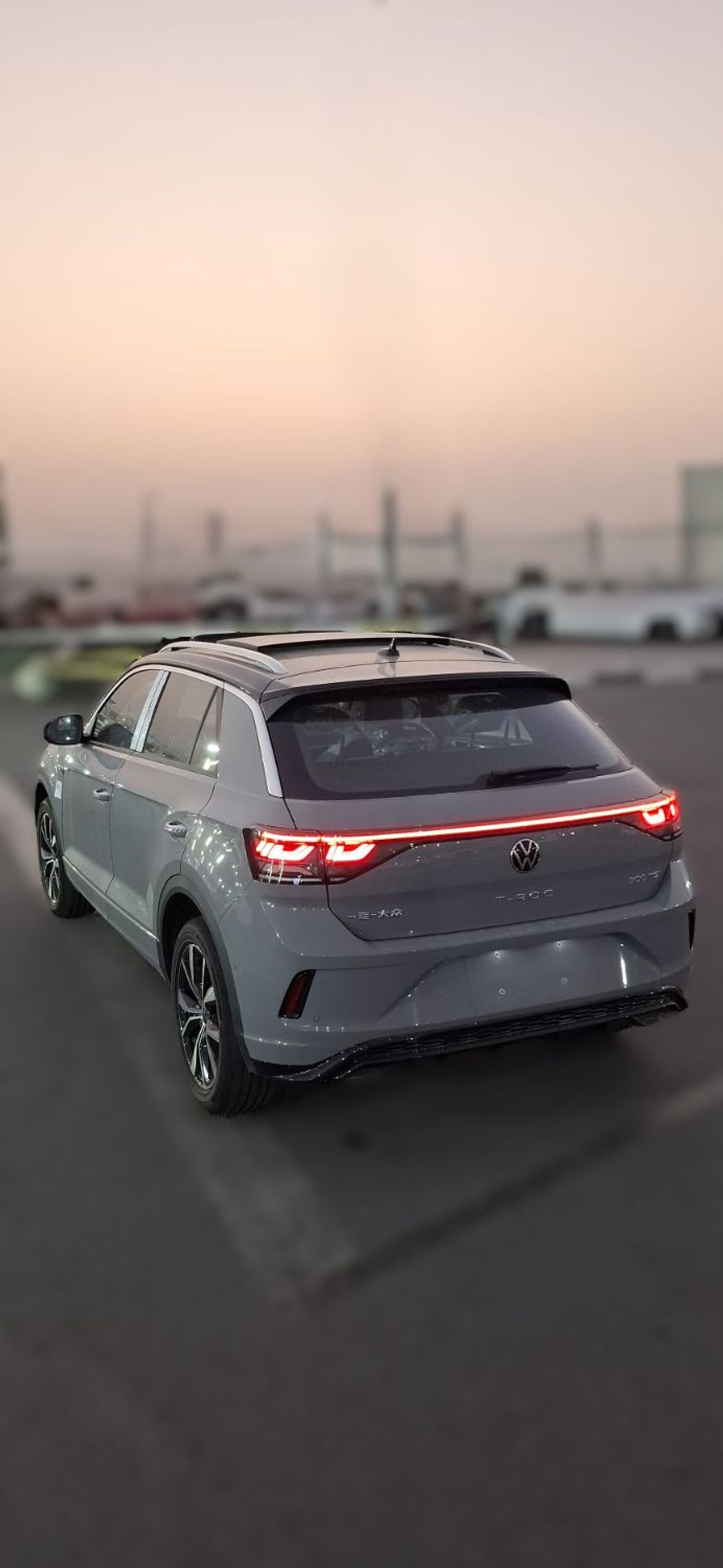 فولكس واجن T ROC R-line