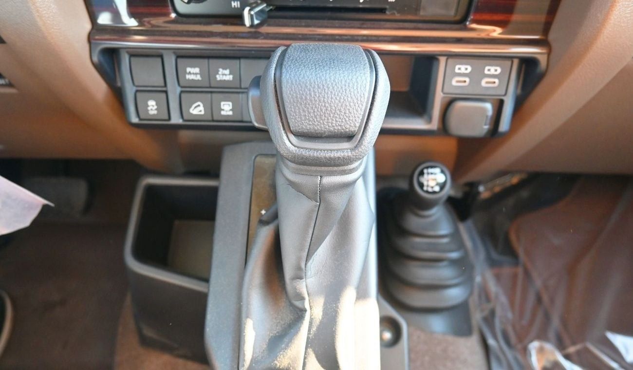تويوتا لاند كروزر 70 Toyota Land Cruiser HardTop LC71  4.0L Petrol 2024