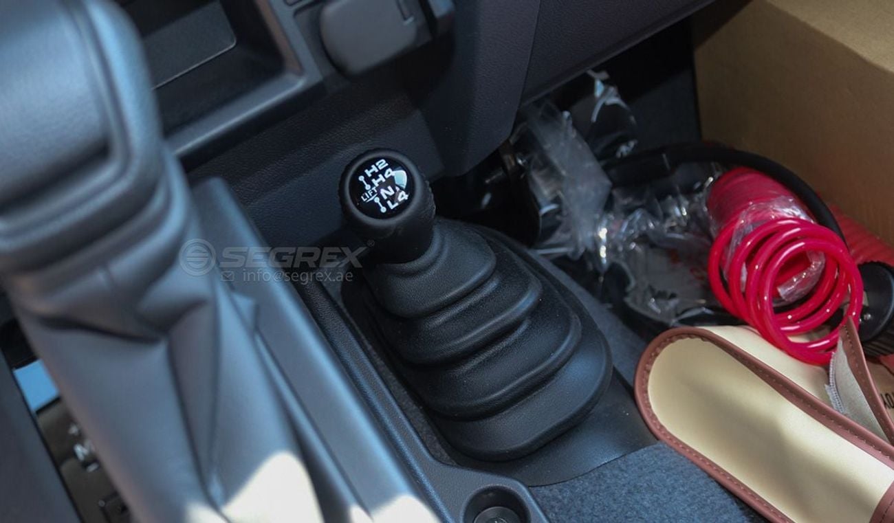 Toyota Land Cruiser 70 2026 Model Toyota Land Cruiser Hardtop LC76, 4.0L Petrol 4WD 6A/T, Ready for Export