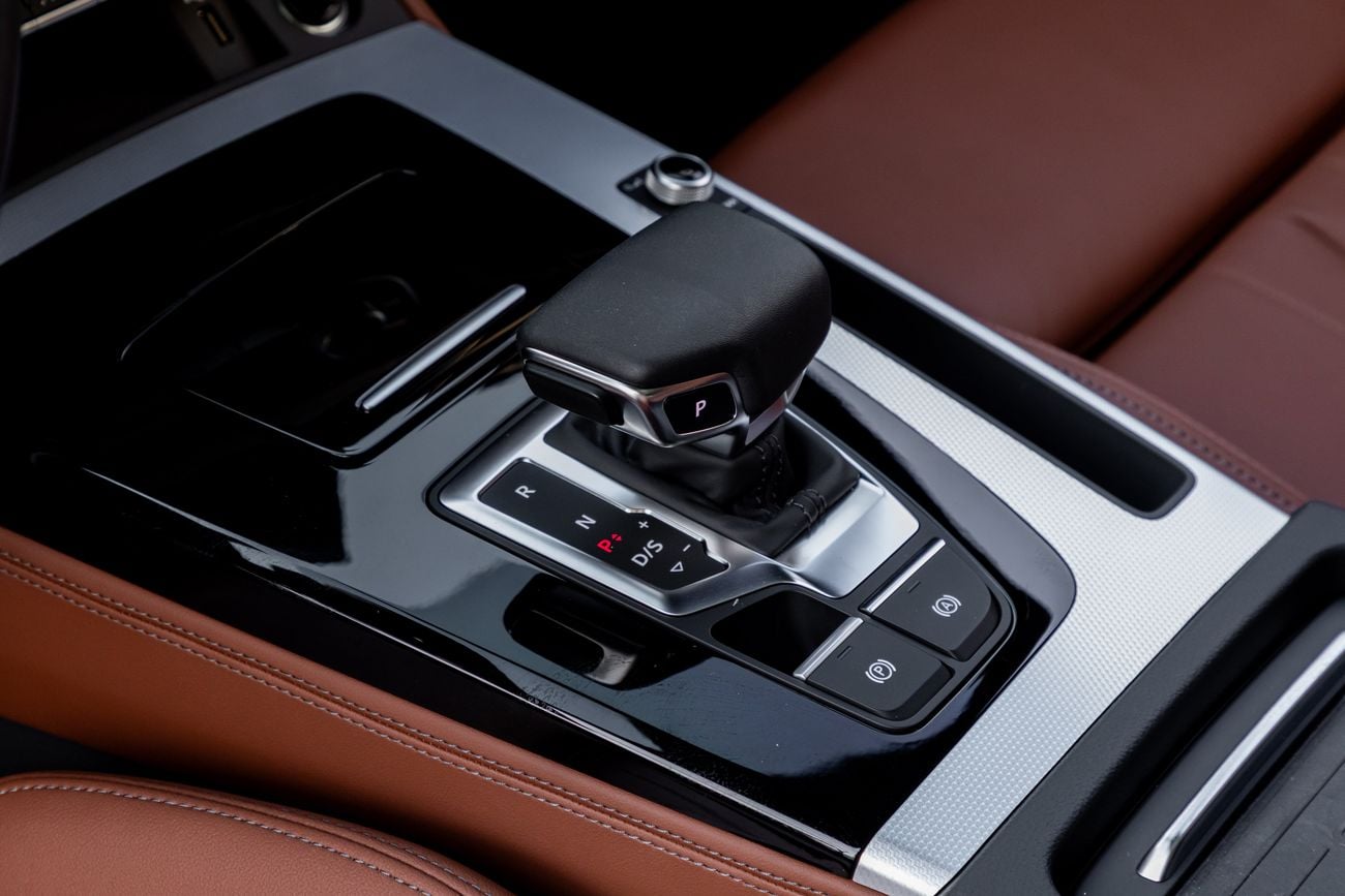 Audi Q5 Q5 S-Line Sportback | 3,271 P.M | 0% Downpayment | Q5 S-LINE SPORTBACK | 2028 AUDI WARRANTY!