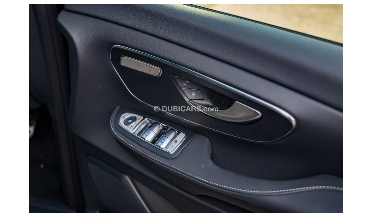 Mercedes-Benz V 300 Diesel Right Hand Drive