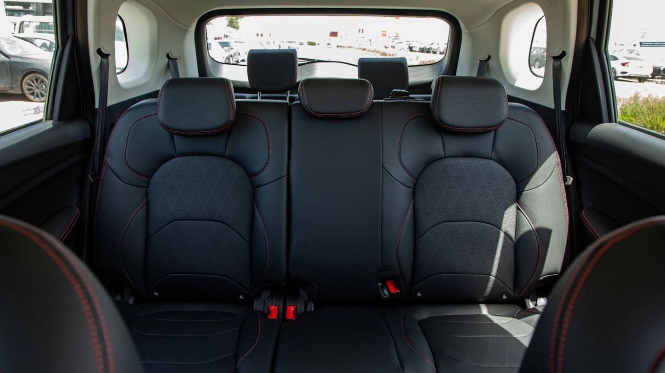 Chevrolet Captiva Premier 1.5L FWD | 7-Seater | 2025 | For Local Registration +10%