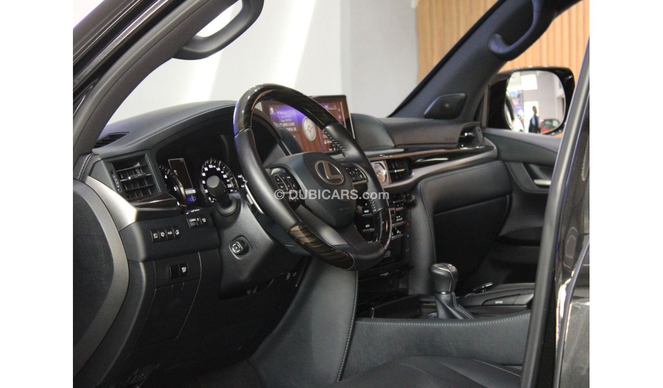 Lexus LX 450 Diesel Engine V8