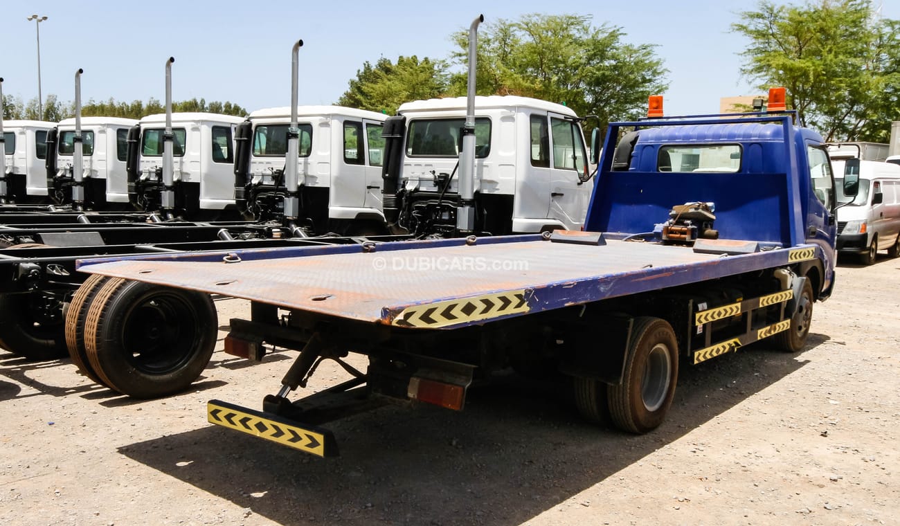 Hino 300 Recovery 1183
