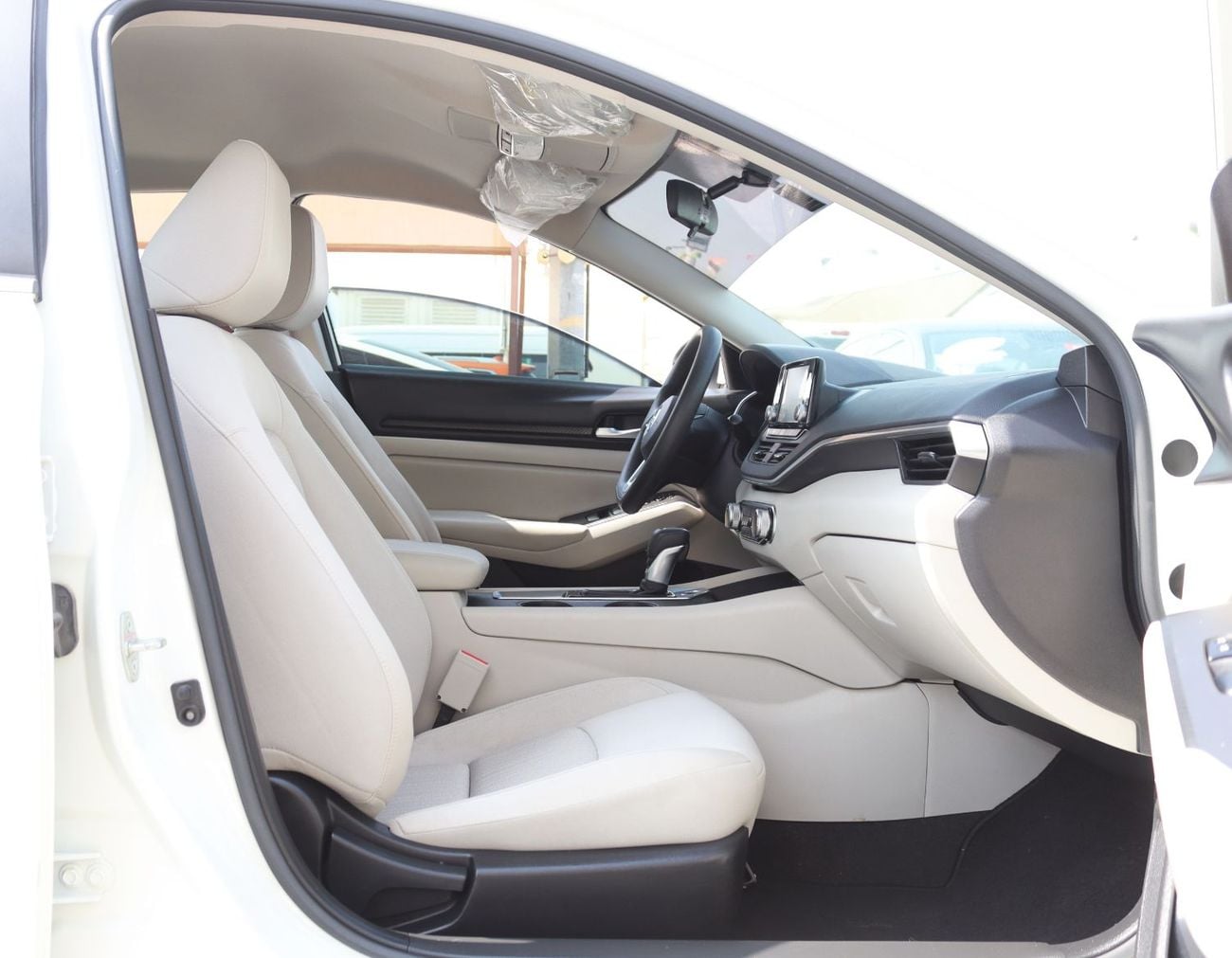 Nissan Altima S 2.5L Nissan Altima - 2022 - GCC - Accident-Free - 2.5L - Excellent Condition Inside and Out