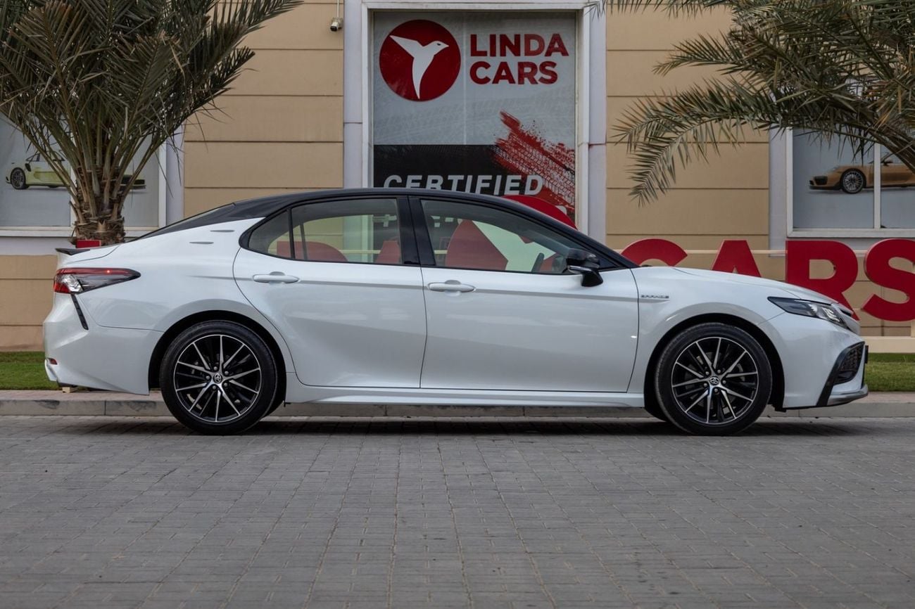 Toyota Camry Sport