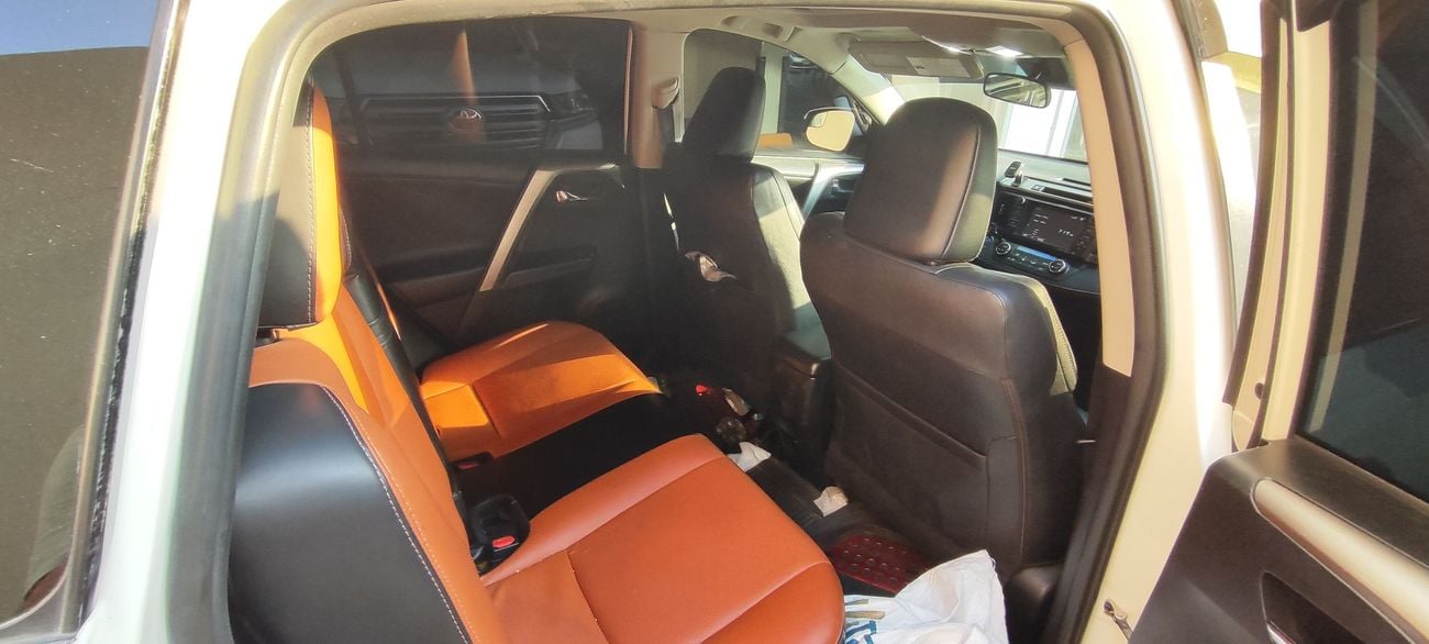 Toyota RAV4 XLE
