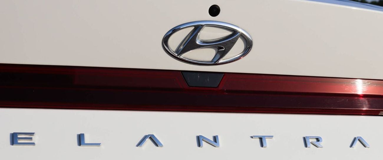 هيونداي إلانترا هيونداي إلنترا | 1.6 لتر | 2023 | خليجية | خالية من الحوادث | بحالة ممتازة | 773 شهرياً