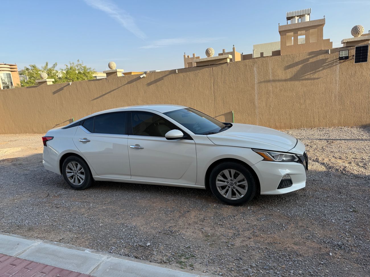 نيسان ألتيما