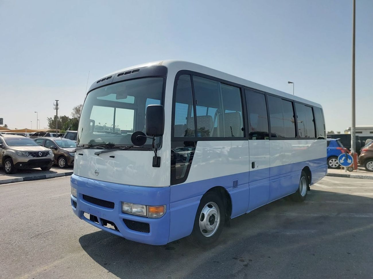 نيسان سيفيليان (RAMADAN OFFER) NISSAN CIVILIAN BUS RHD 2004 MODEL 4.2 L DIESEL AUTOMATIC(PM21861)