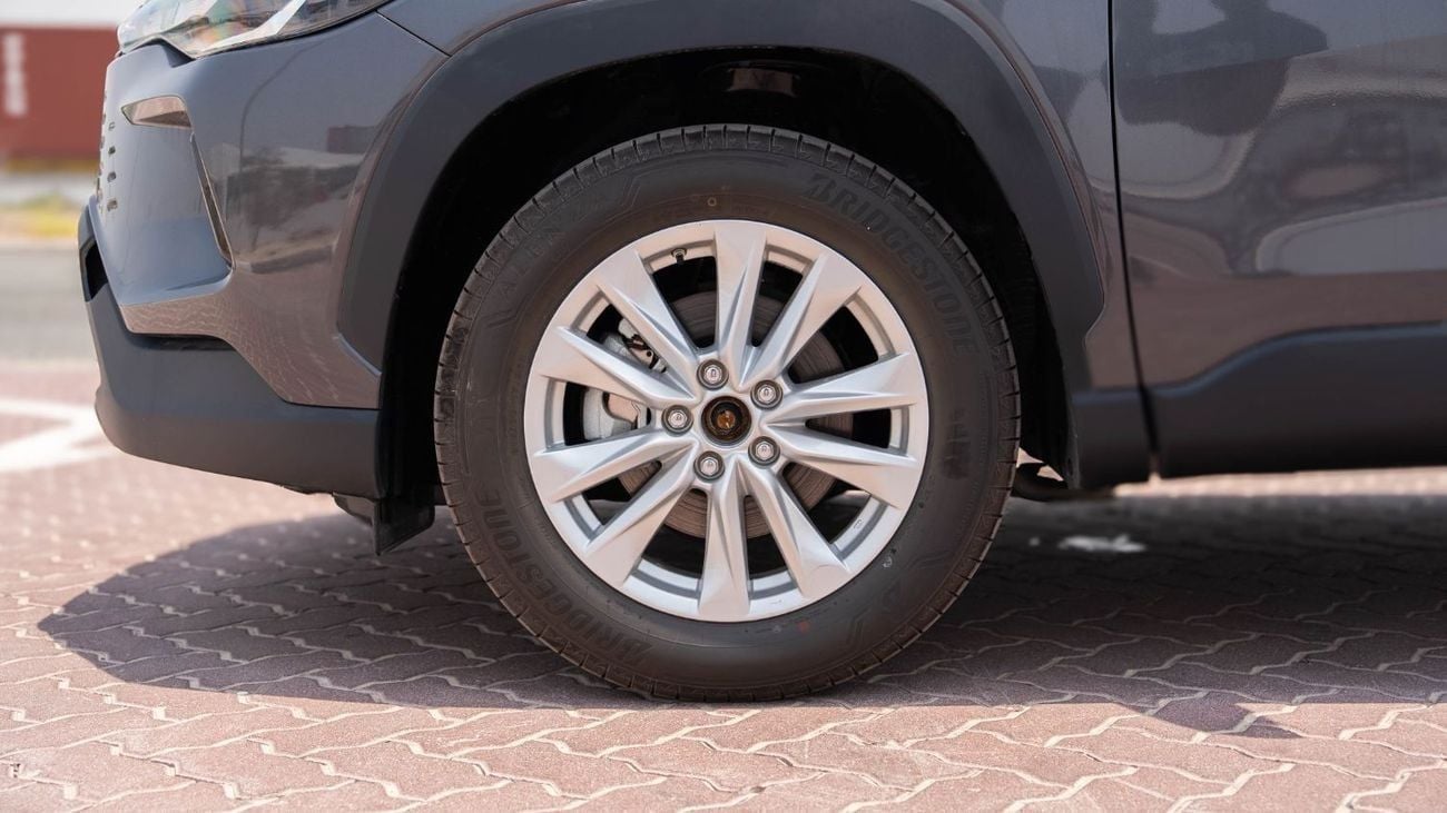 Toyota Corolla Cross 2025 Toyota Corolla Cross MID 1.8 Hybrid - Grey Mettalic Inside Red | Export Only