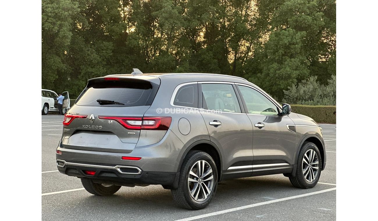 Renault Koleos KOLEOS 2017 GCC V4 2.5L Orginal paint //4x4 //Full option // Perfect condition