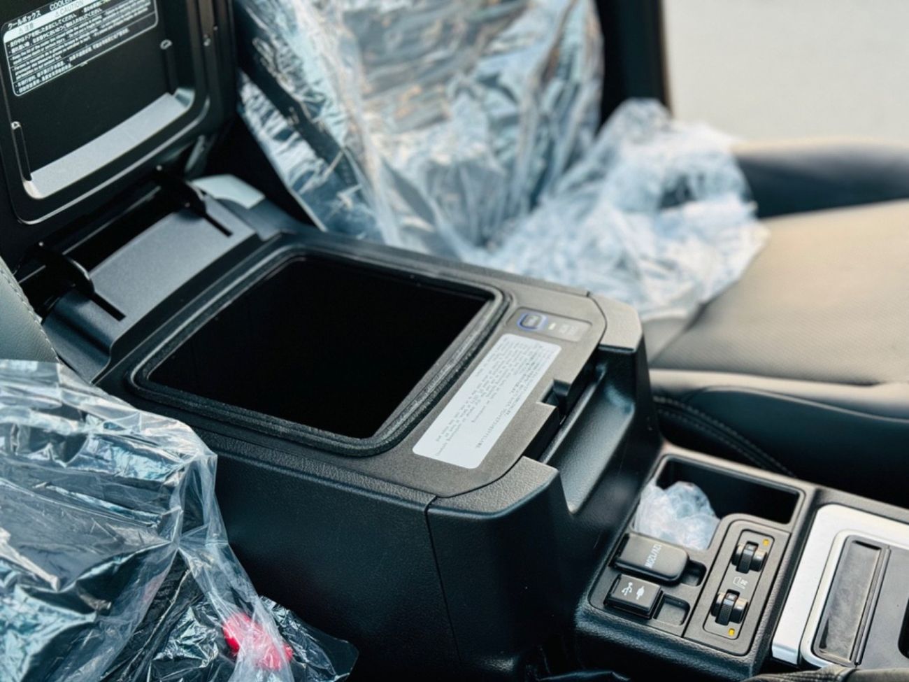 تويوتا برادو TXL limited top of the range  RHD