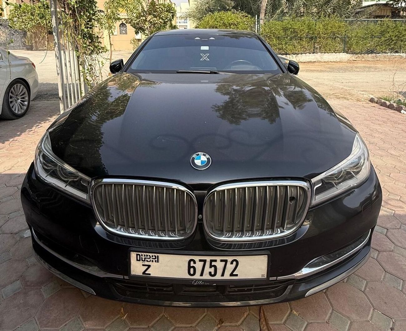 بي أم دبليو 750Li