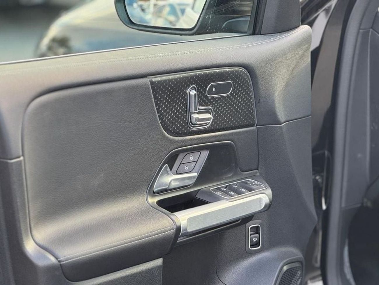 مرسيدس بنز EQB 260 MERCEDES BENZ  EQB 260  2024