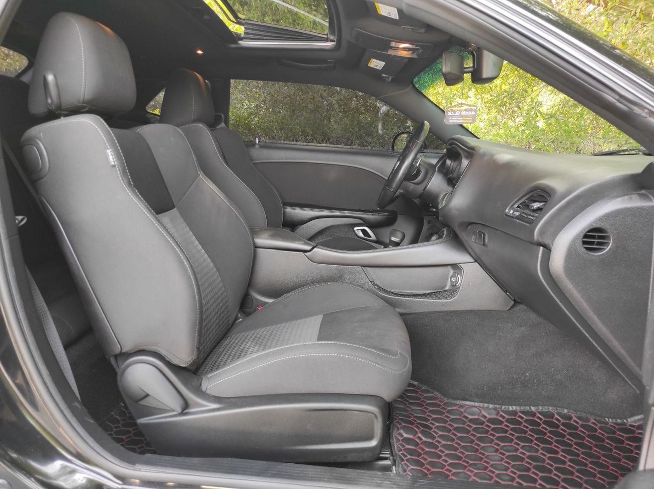 Dodge Challenger SXT Supertrack S 3.6L Full Options no1 Dodge challenger 2019 V6 Supertrack S 3.6L