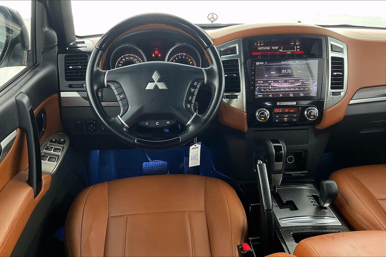 ميتسوبيشي باجيرو Signature Edition | شامل الضمان | 0 ﺪﻔﻋﺓ ﺃﻮﻟﻯ