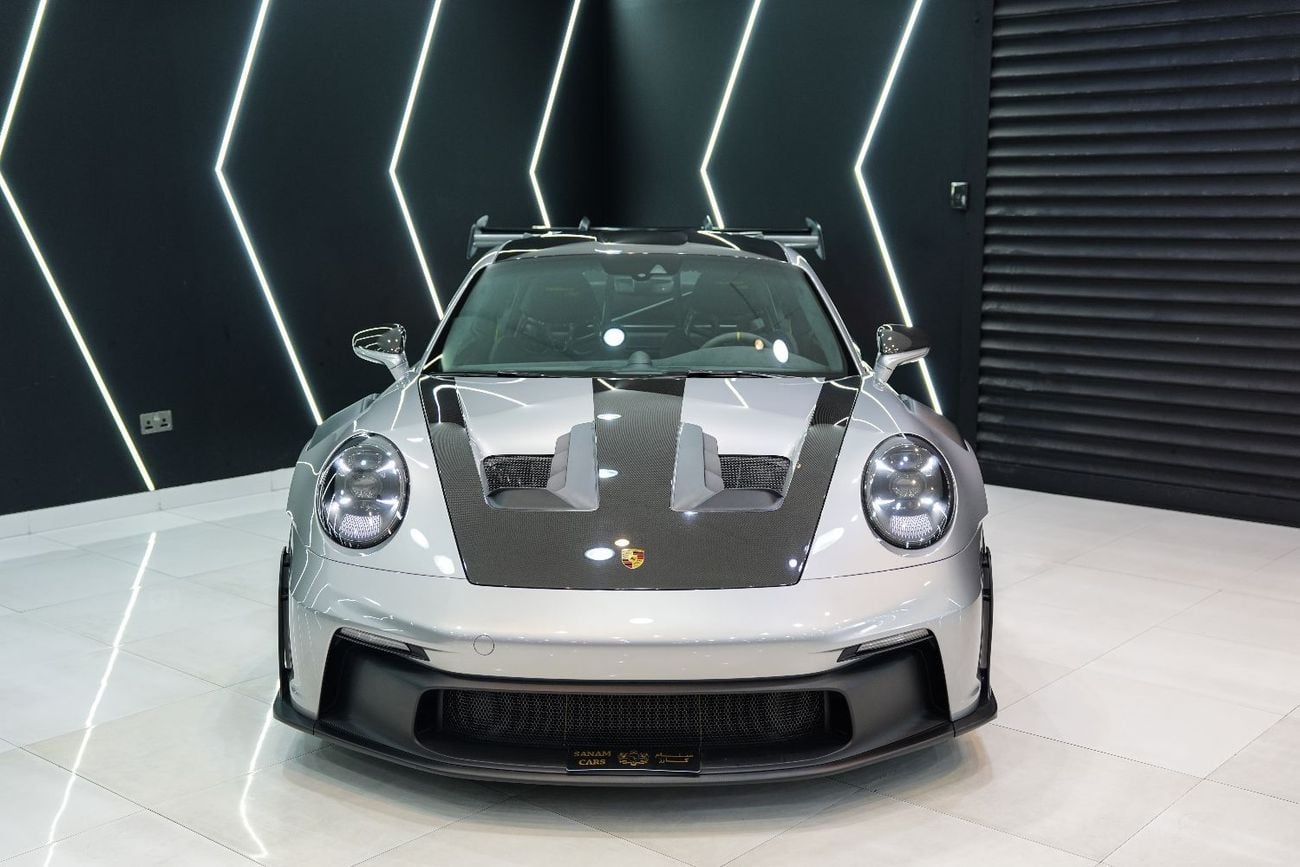 Porsche 911 GT3 RS 4.0L (520 HP) Coupe Weissach Package, Full Carbon, Ceramic Brakes, Lift System, Al Nabooda Wa