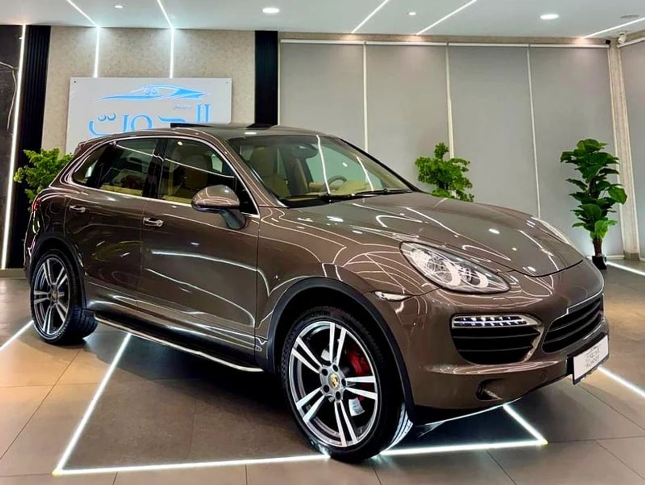 بورش كايان S Platinum Edition 3.6L S V8 || GCC || FULL OPTIONS || FREE ACCIDENTS || CONDITION