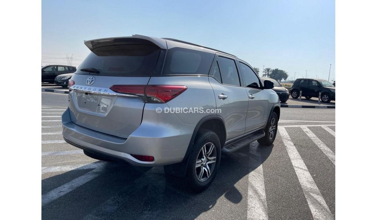 Toyota Fortuner *Offer*2017 TOYOTA FORTUNER 7 SEATER / EXPORT ONLY