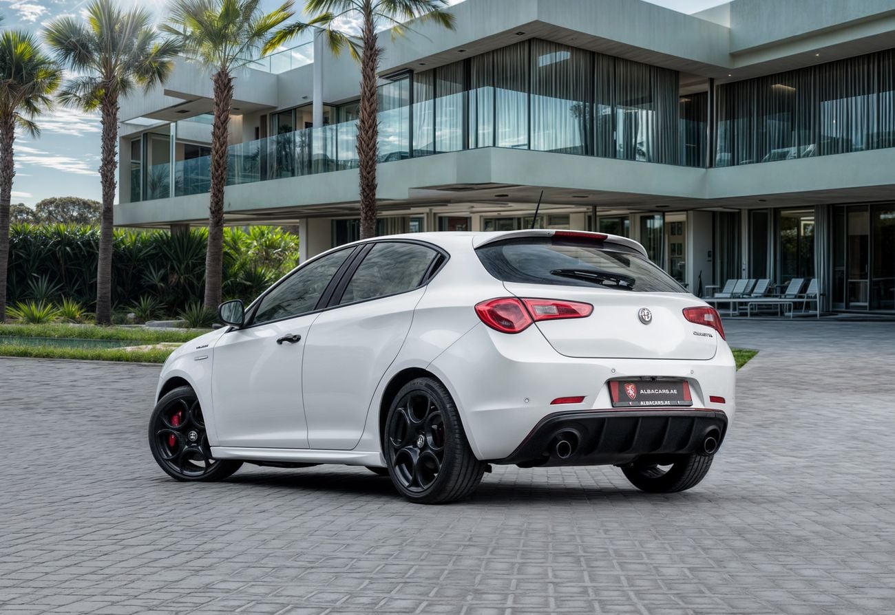 ألفا روميو جوليتا Giulietta | 784 P.M | 0% Downpayment | Veloce | Alfa Romeo Service History!