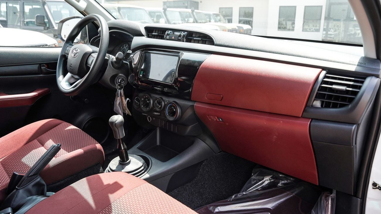 Toyota Hilux TOYOTA HILUX DLX 2.4 DIESEL 2026