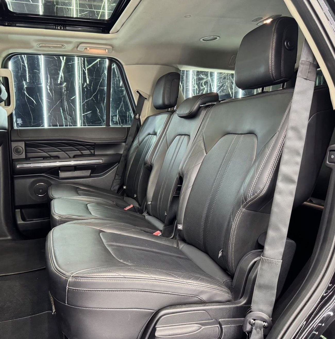 Ford Expedition PLATINUM