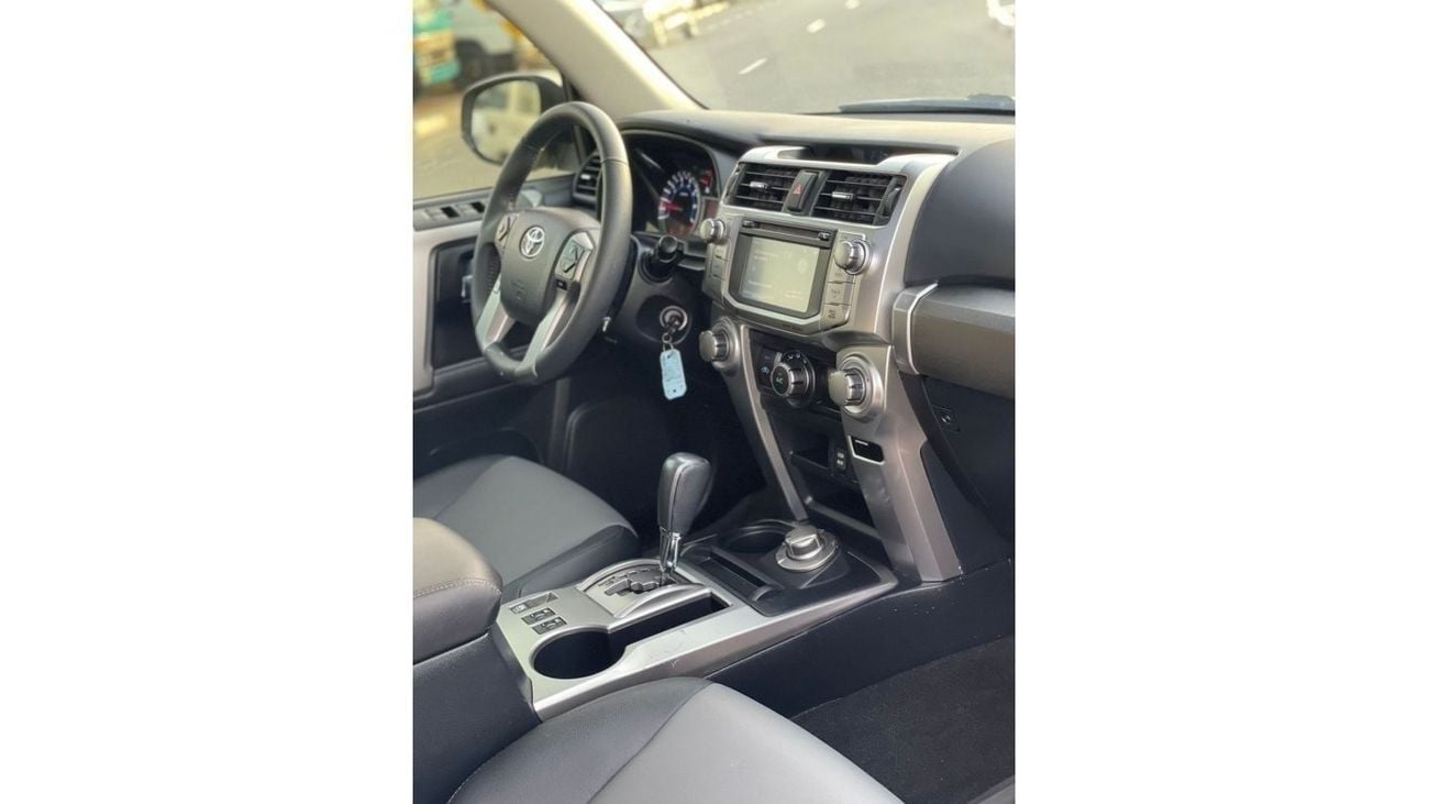 تويوتا Runner4 2019 Toyota 4Runner SR5 Premium 4x4 AWD Full Option Sunroof -  UAE PASS 5% VAT Applicable for UAE Re