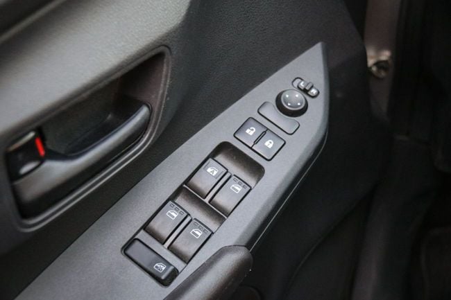 Toyota Yaris E, миниатюра 21
