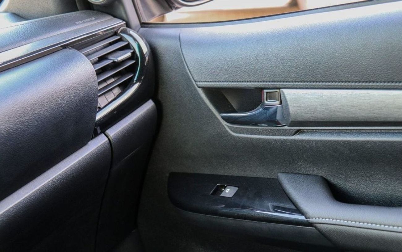 تويوتا هيلوكس TOYOTA HILUX ADVENTURE PETROL 4.0L