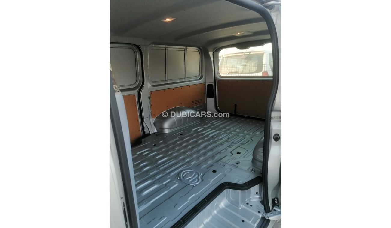 Toyota Hiace 2.8 L diesel  Cargo van