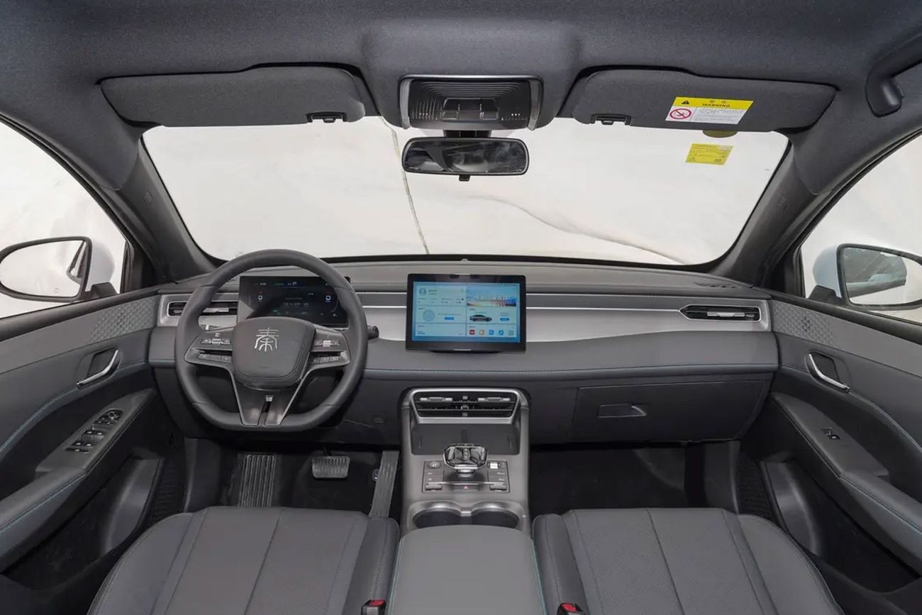 BYD QIN PLUS BYD Qin PLUS DM-i 55KM Leading Model