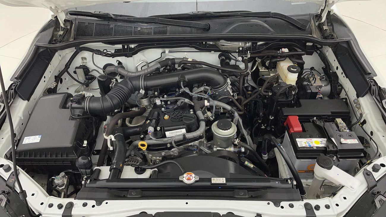 تويوتا فورتونر EXR 2.7 | بدون دفعة مقدمة | اختبار القيادة في المنزل