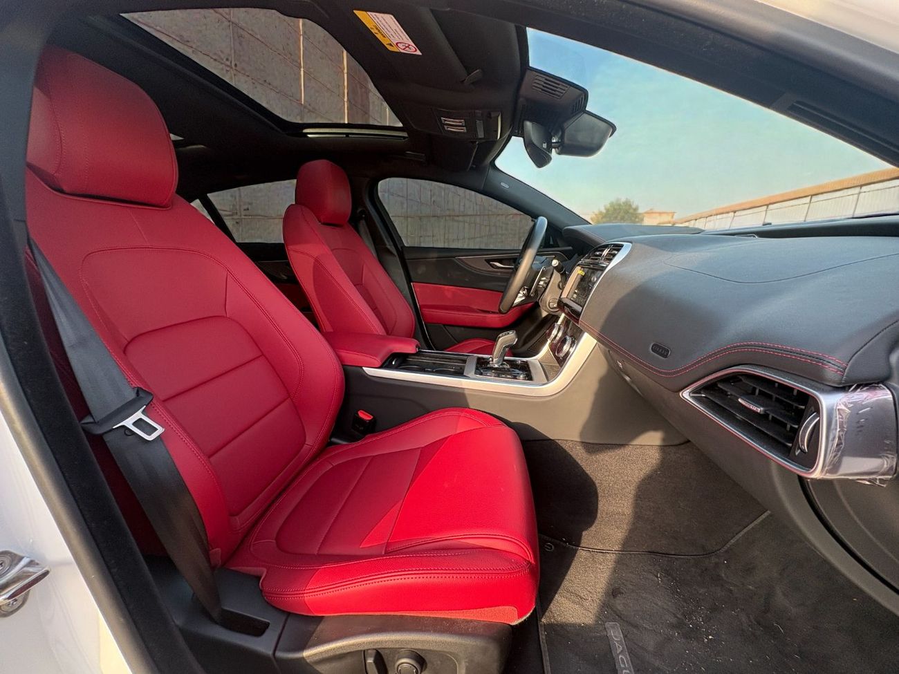 Jaguar XE S P250 2.0L