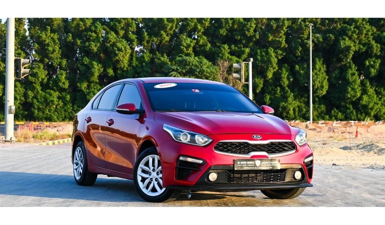 كيا سيراتو Base 1.6L Kia Cerato 2019 GCC in excellent condition, inside and out