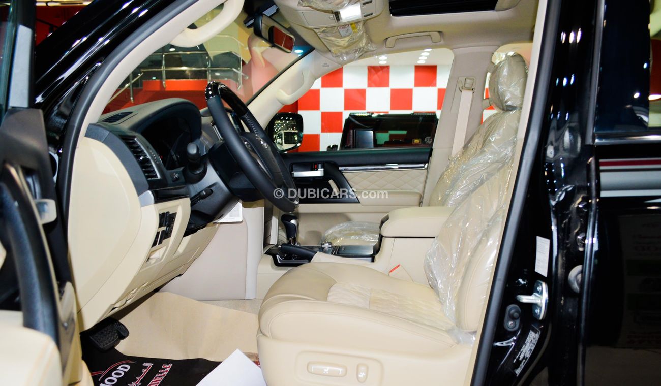 Toyota Land Cruiser GXR V8 Grand Touring