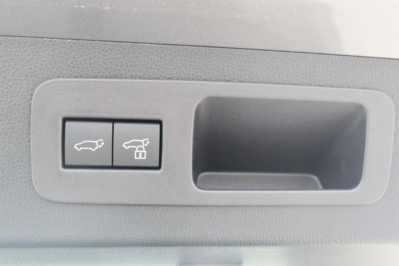 لكزس LX 600 LEXUS LX 600 Signature 3.5L