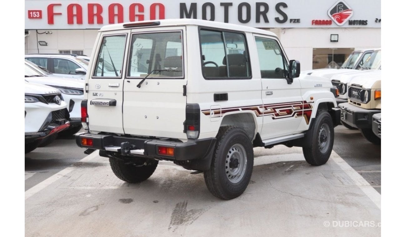 Toyota Land Cruiser Hard Top 2024 TOYOTA LAND CRUISER GRJ 71 4.0 V6 PETROL AT* **التصدير فقط خارج الخليج**