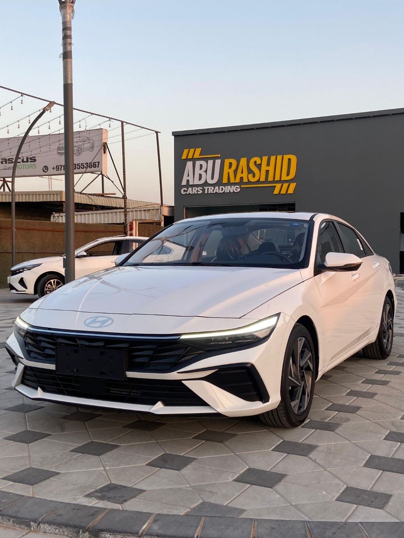 هيونداي إلانترا هيونداي النترا CN 7 LUXURY موديل: 2024 الممشي : 0  السعر : 77.000 درهم  مواصفات خليجية  فل اوبشن  4