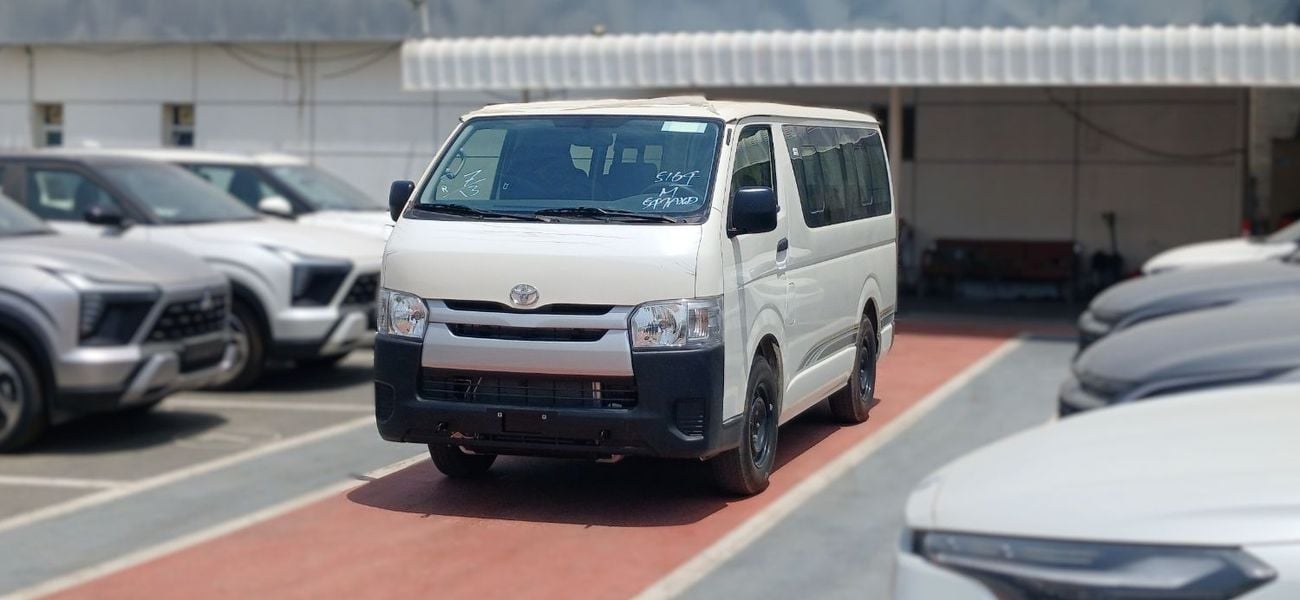 تويوتا هاياس 2.5L Diesel Manual Passenger 2026YM