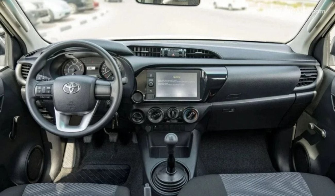 تويوتا هيلوكس HILUX 2.4L MT 2023