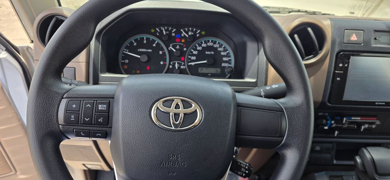 Toyota Land Cruiser Pick Up