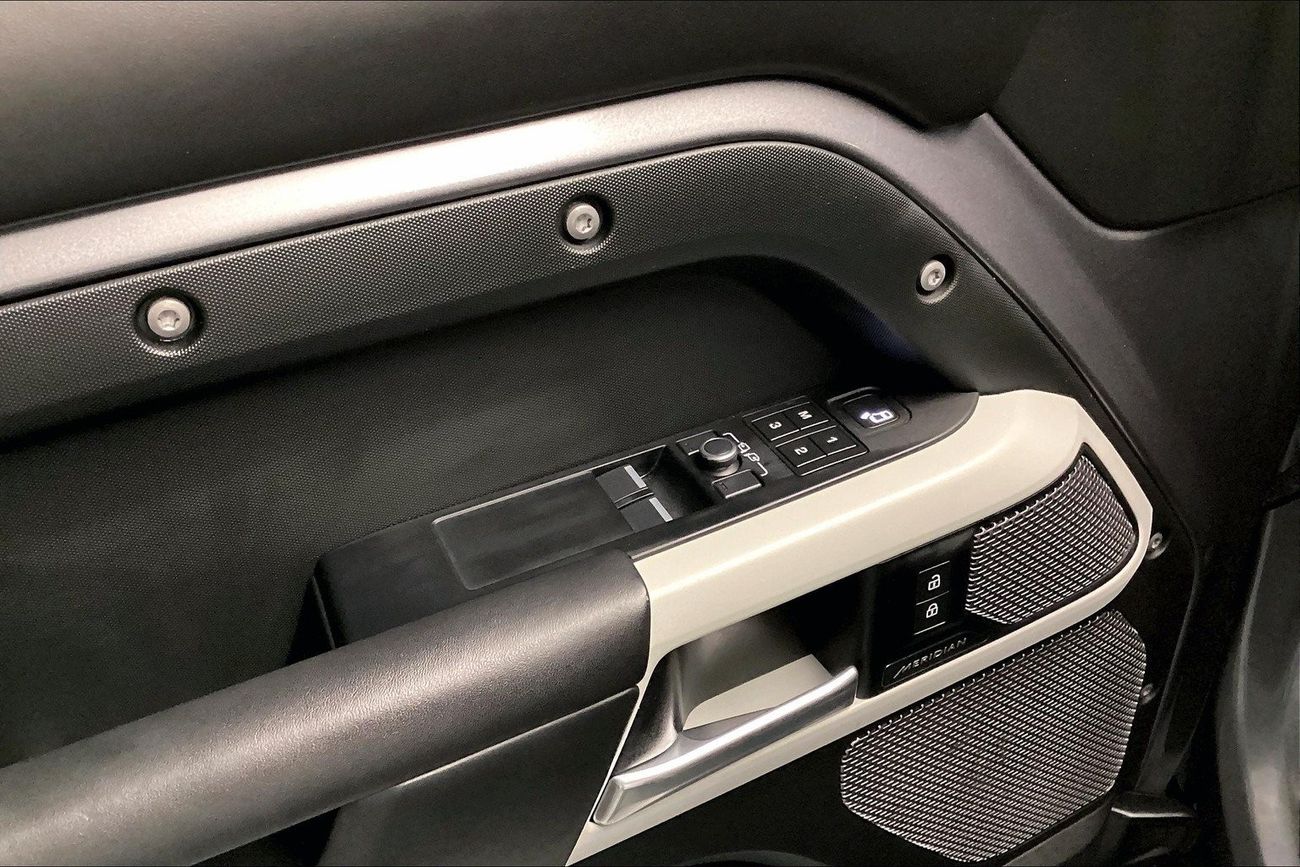 BMW Z4 sDrive 30i M Sport | Guaranteed Warranty | 0 Down Payment