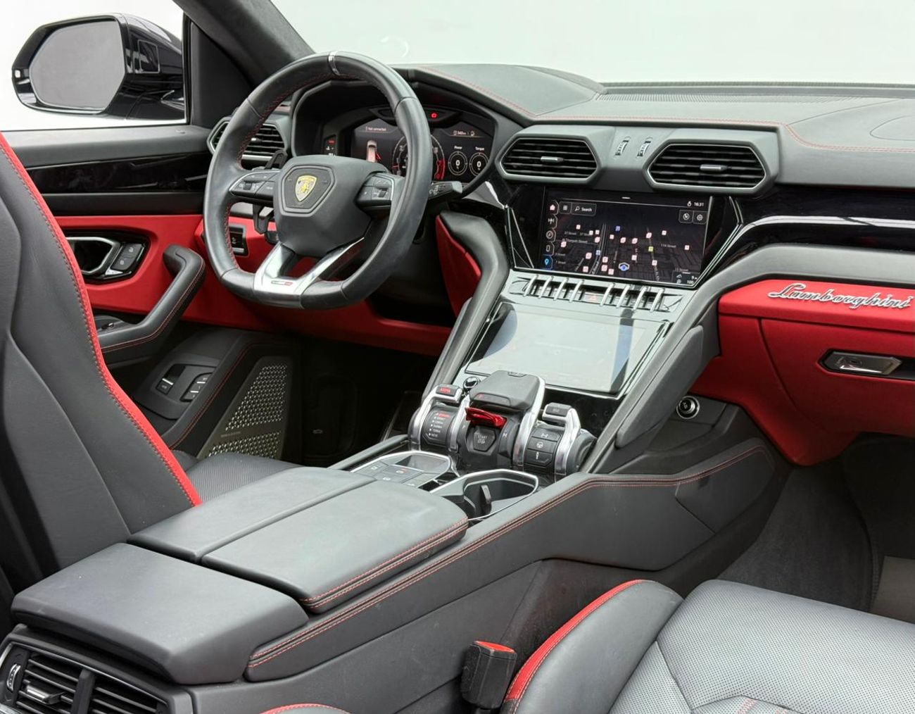 Lamborghini Urus S 4.0T V8 2023 Lamborghini Urus S ,Lamborghini Warranty + Service History ,GCC