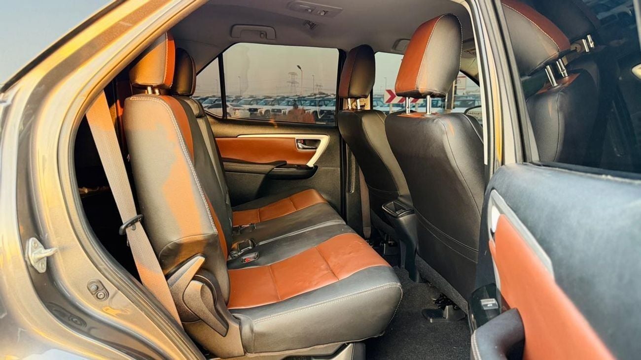 Toyota Fortuner 2017 | RHD | 2.8L DIESEL ENGINE | 4 X 4 | PARKING SENSOR | PUSH START ENGINE | DUAL TONE LEATHER SEA