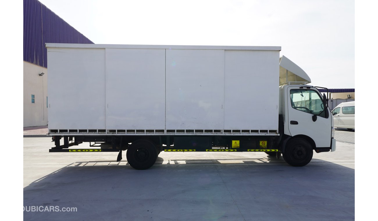 Hino Dutro GCC specs,S/C,DBX,6.0T,DIESEL,4X2(Code : 05383)