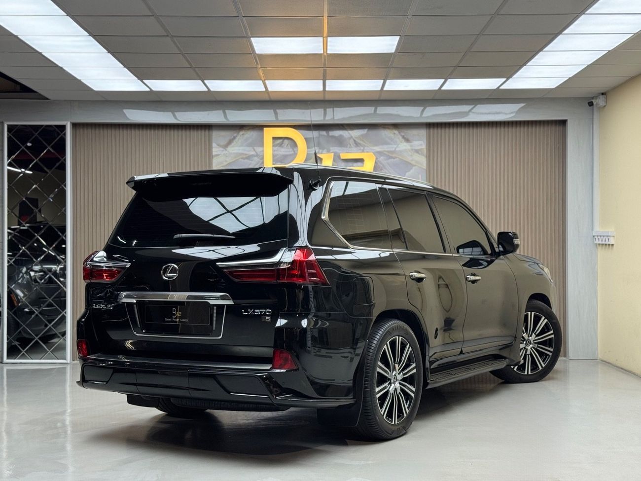 Lexus LX 570 Sport 5.7L